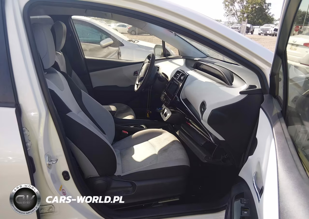 2016 Toyota Prius Two VIN:JTDKBRFU4G3527517 - 5