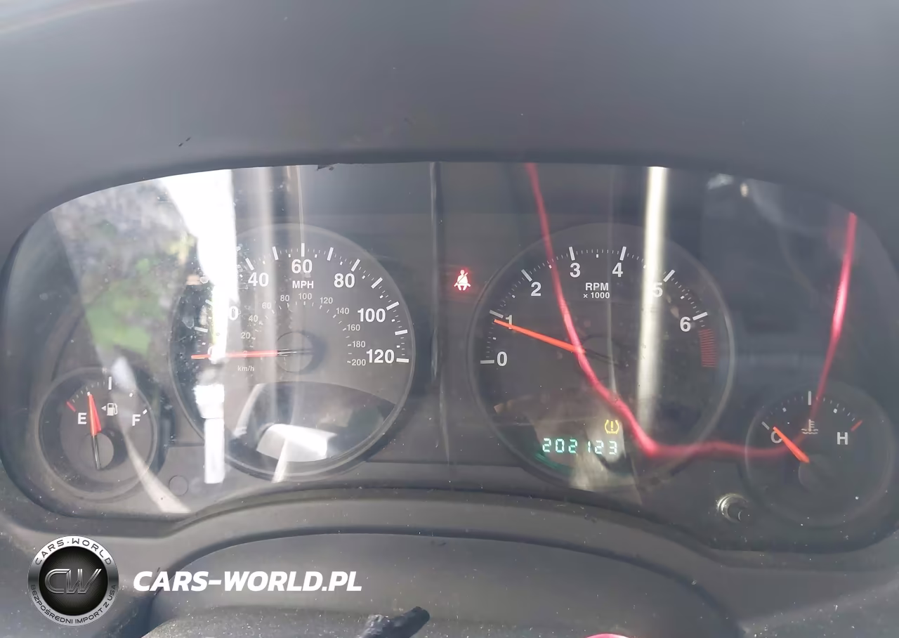 2013 Jeep Patriot Sport VIN:1C4NJRBBXDD228804 - 7
