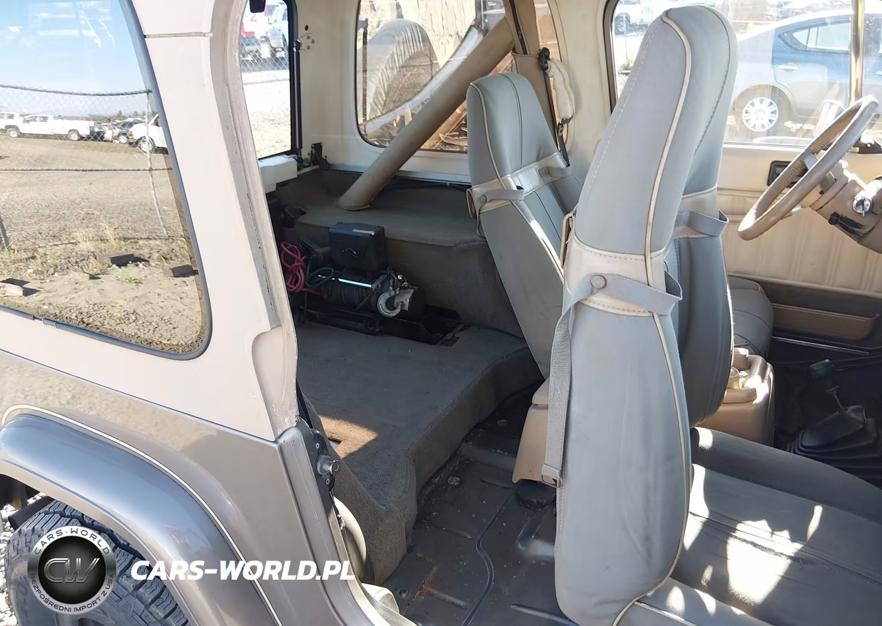 1990 Jeep Wrangler - Yj Sahara VIN:2J4FY49T9LJ549139 - 8