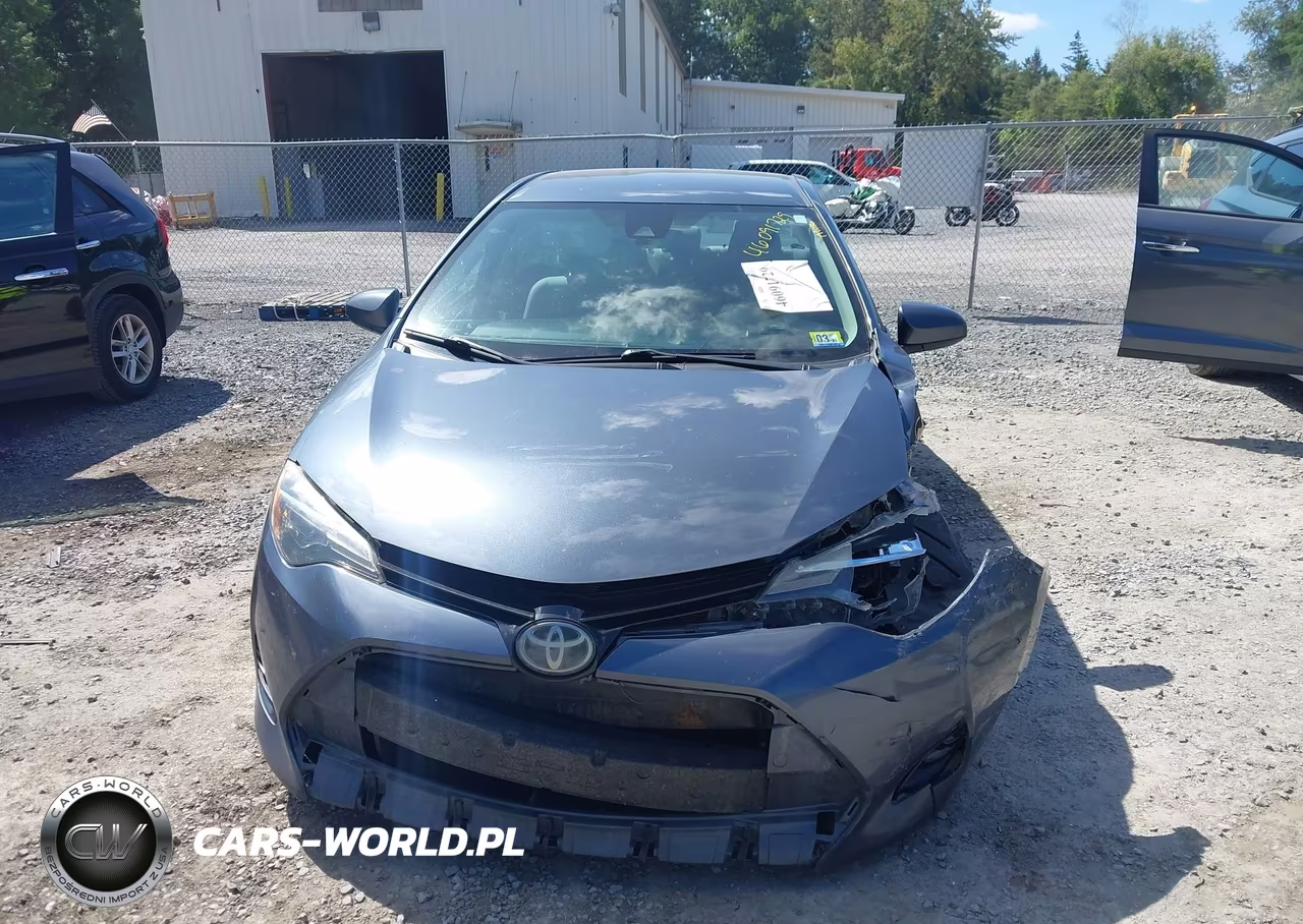 2018 Toyota Corolla L VIN:2T1BURHE1JC965054 - 12