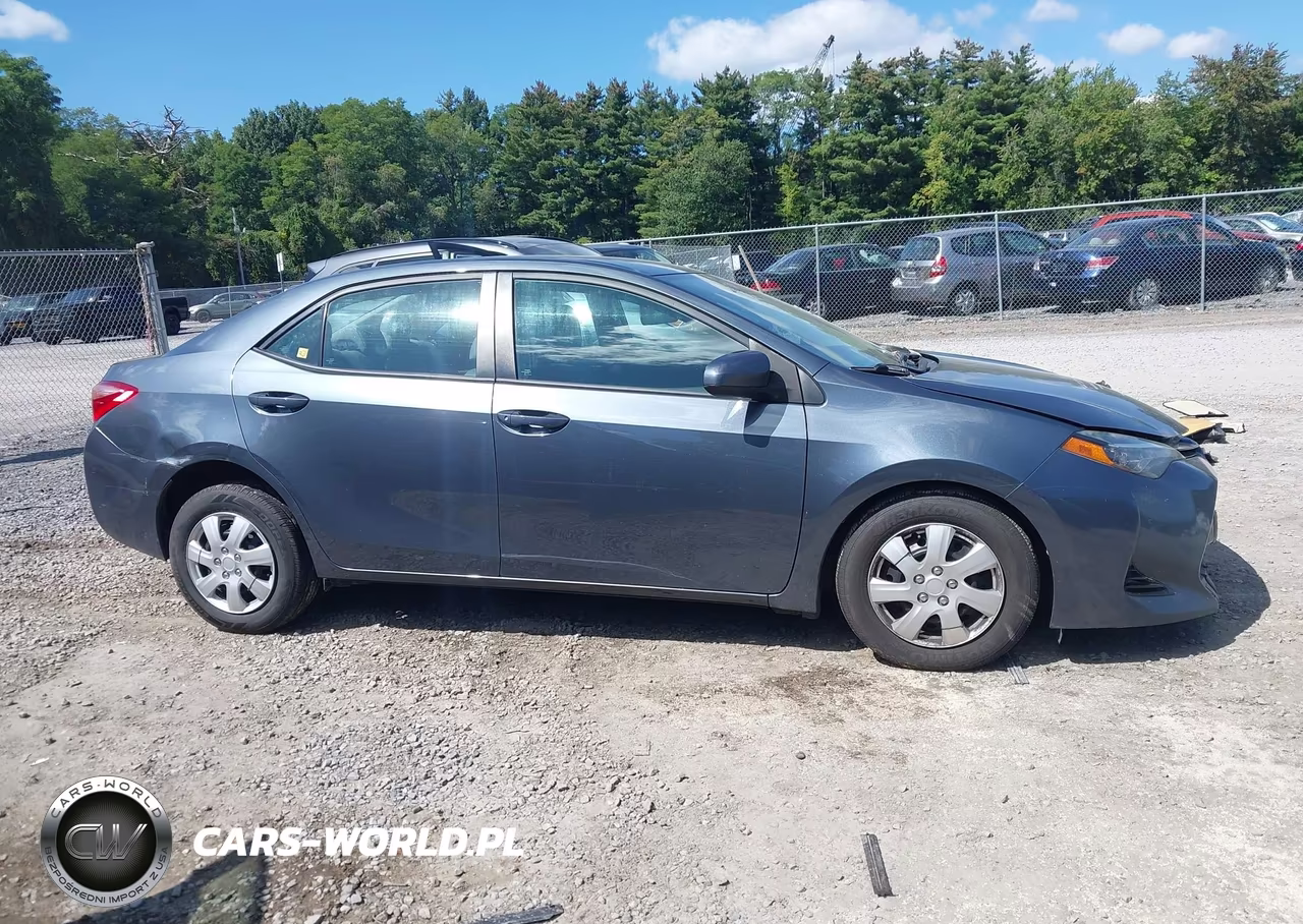 2018 Toyota Corolla L VIN:2T1BURHE1JC965054 - 13