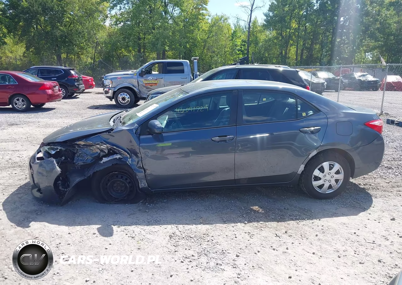 2018 Toyota Corolla L VIN:2T1BURHE1JC965054 - 14