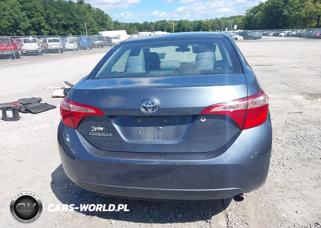 2018 Toyota Corolla L VIN:2T1BURHE1JC965054 - 16