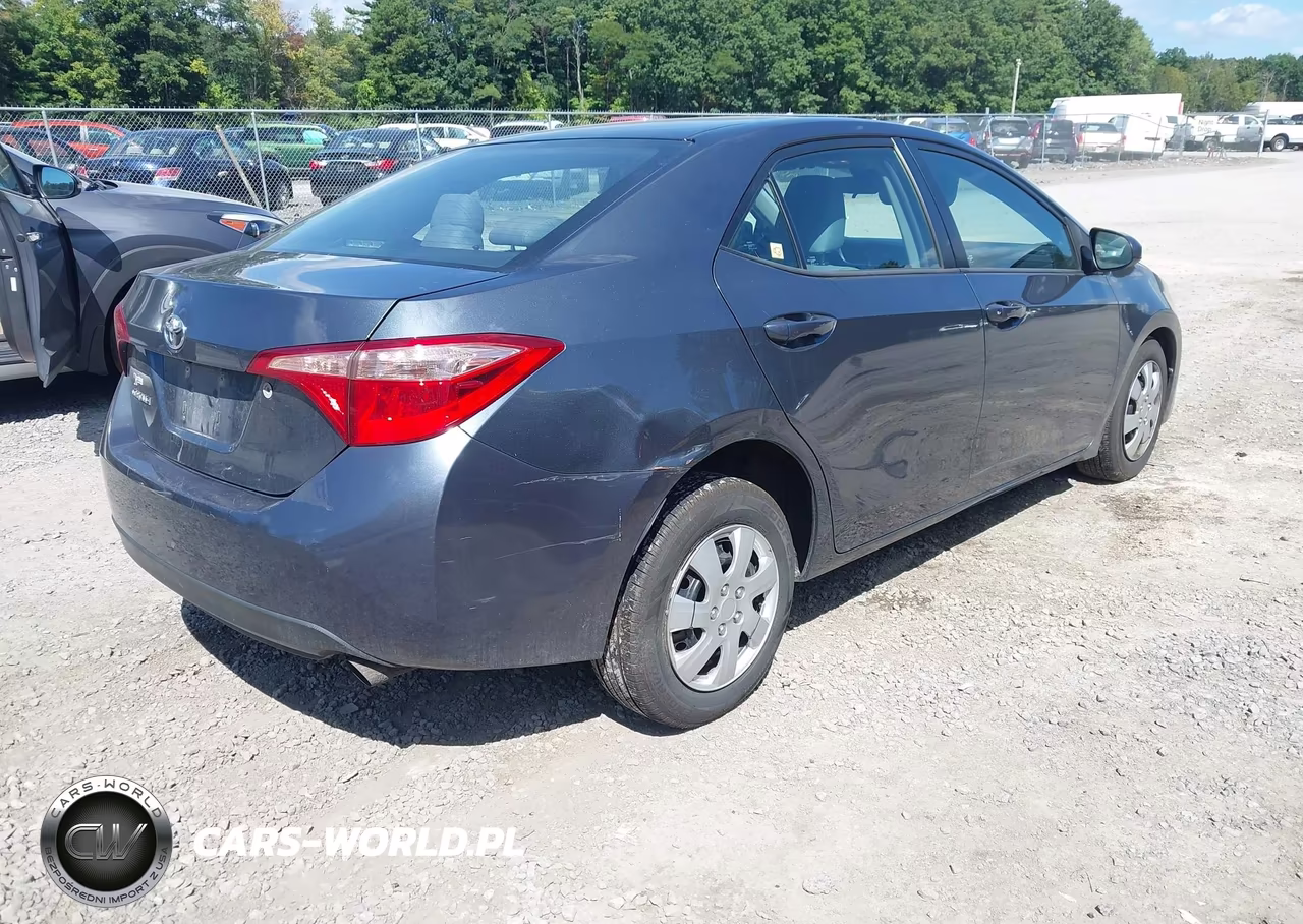 2018 Toyota Corolla L VIN:2T1BURHE1JC965054 - 4