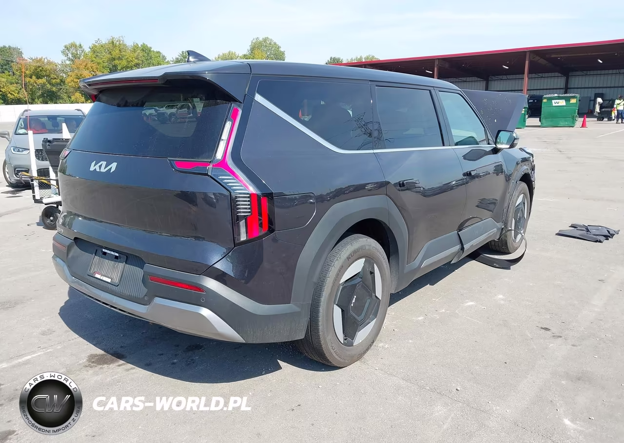 2026 Kia Ev9 Light Long Range VIN:5XYAB5S11TG016725 - 4