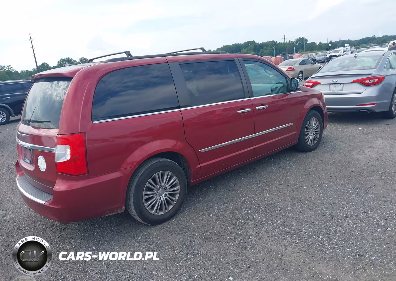 2014 Chrysler Town & Country Touring-L VIN:2C4RC1CG3ER368151 - 4