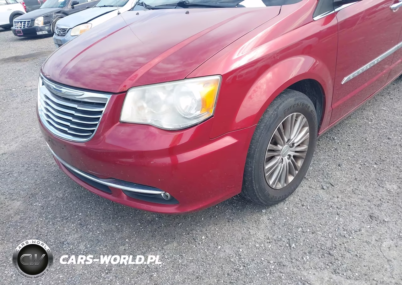2014 Chrysler Town & Country Touring-L VIN:2C4RC1CG3ER368151 - 6