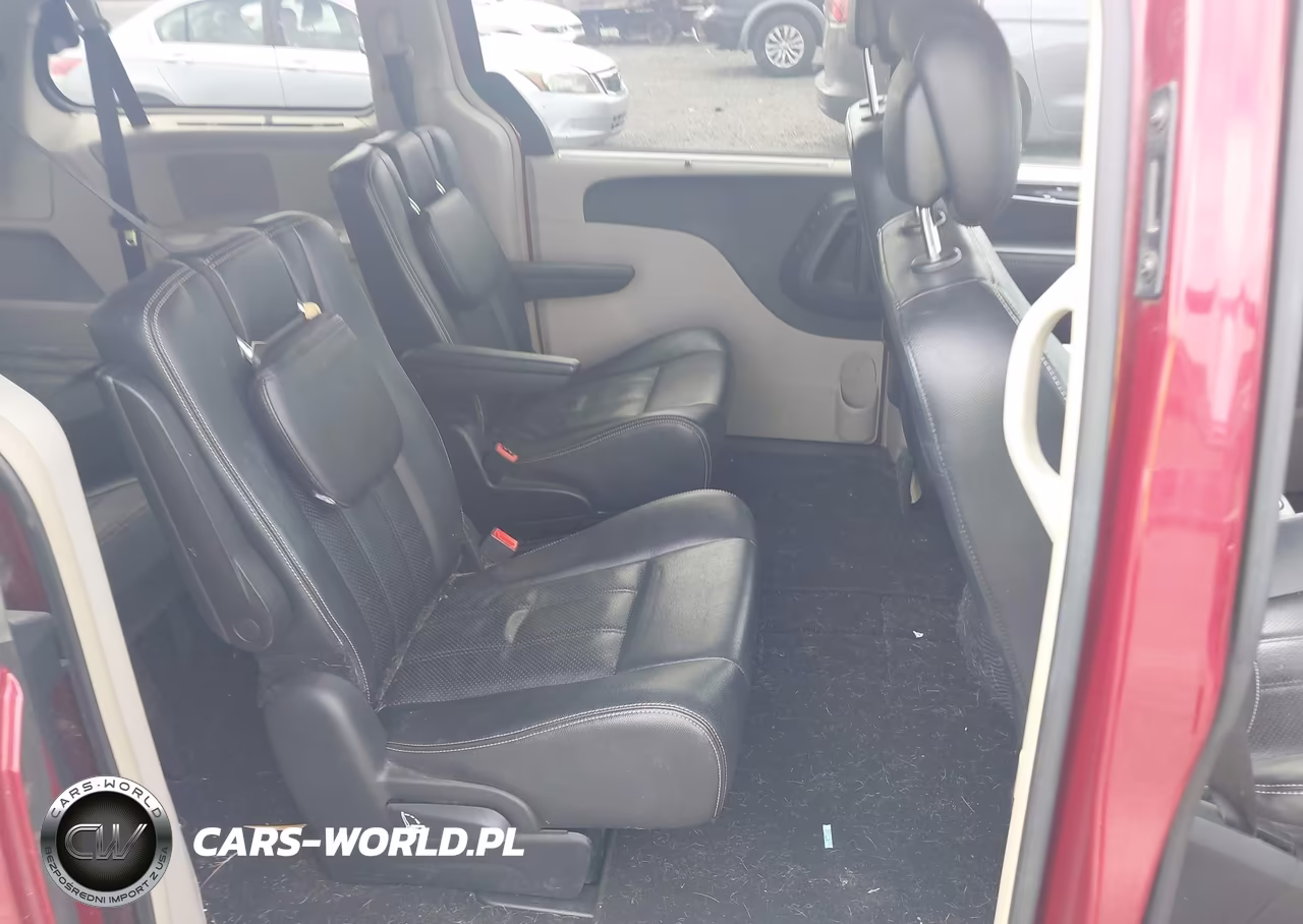2014 Chrysler Town & Country Touring-L VIN:2C4RC1CG3ER368151 - 8