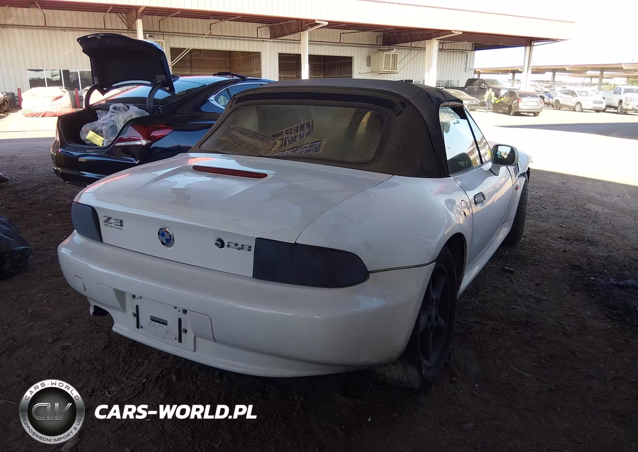 1999 BMW Z3 2.8 VIN:4USCH3334XLF40521 - 4