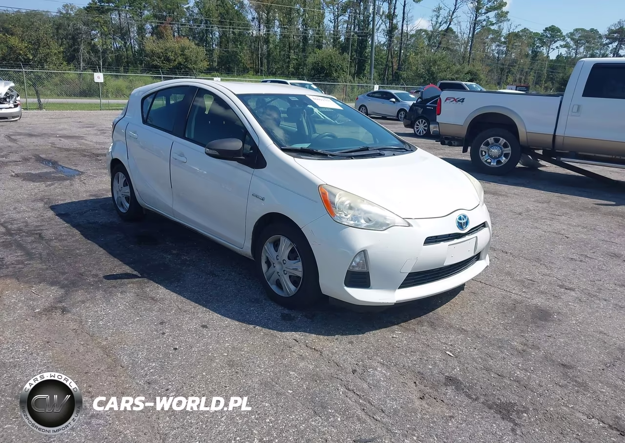 2012 Toyota Prius C Two VIN:JTDKDTB32C1520866 - 1