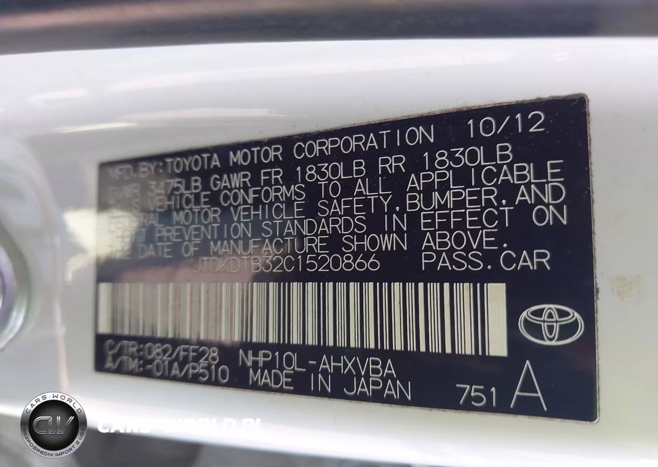 2012 Toyota Prius C Two VIN:JTDKDTB32C1520866 - 9