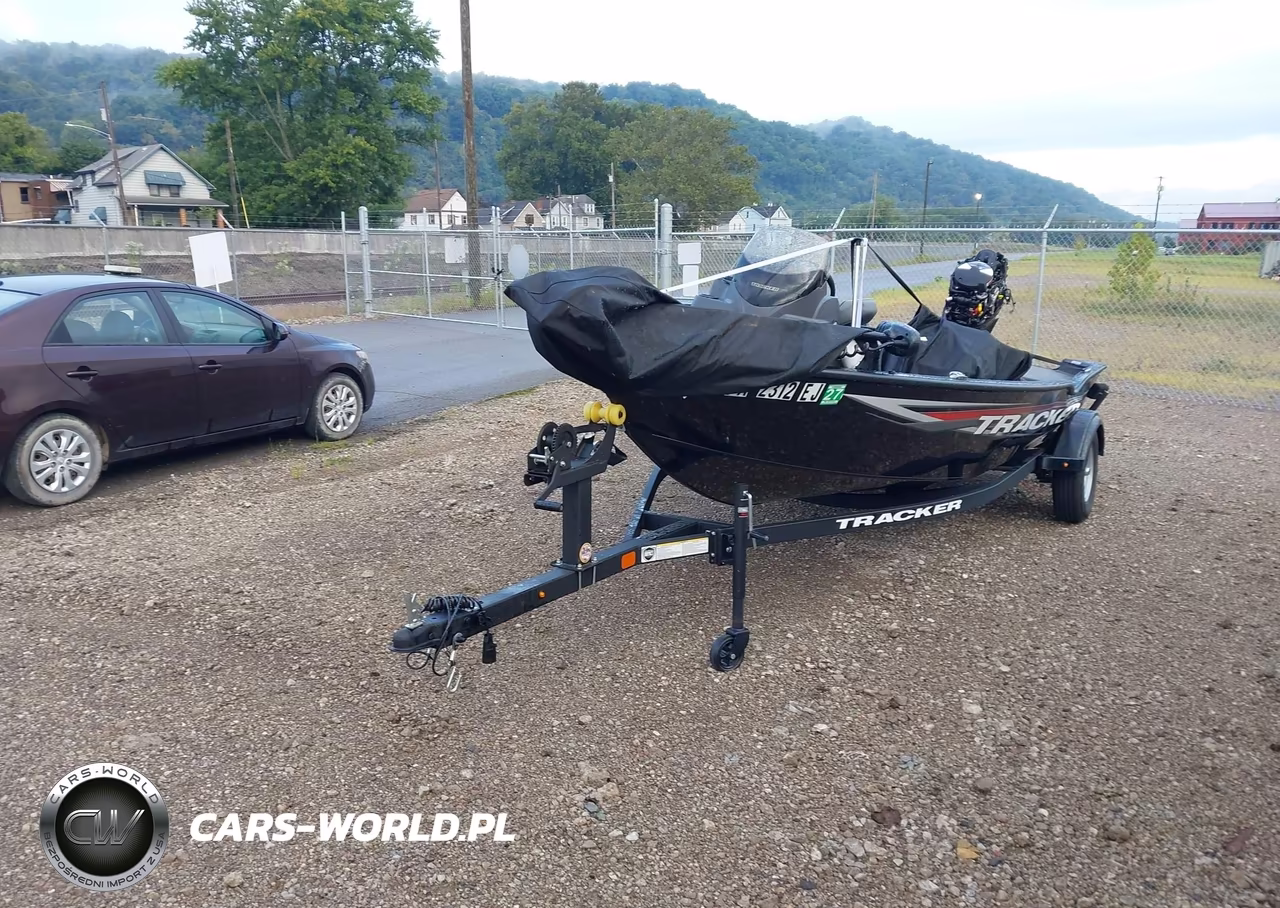 2026 Tracker Super Guide VIN:00000BUJ86870D626 - 2