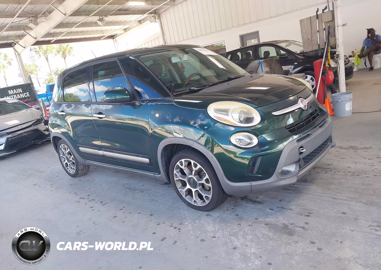 2014 Fiat 500L Trekking – zdjęcie 1 z 11