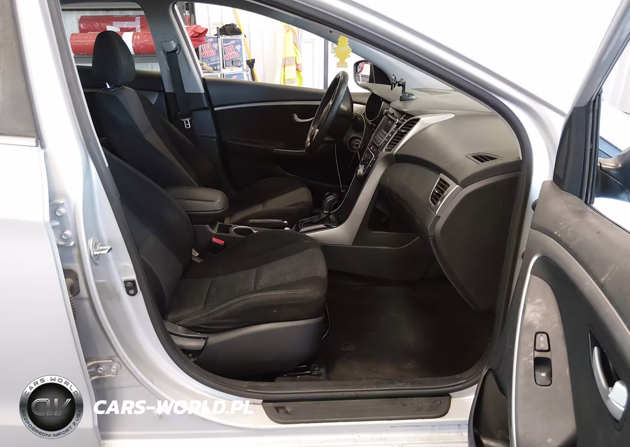 2017 Hyundai Elantra Gt VIN:KMHD35LHXHU377331 - 5