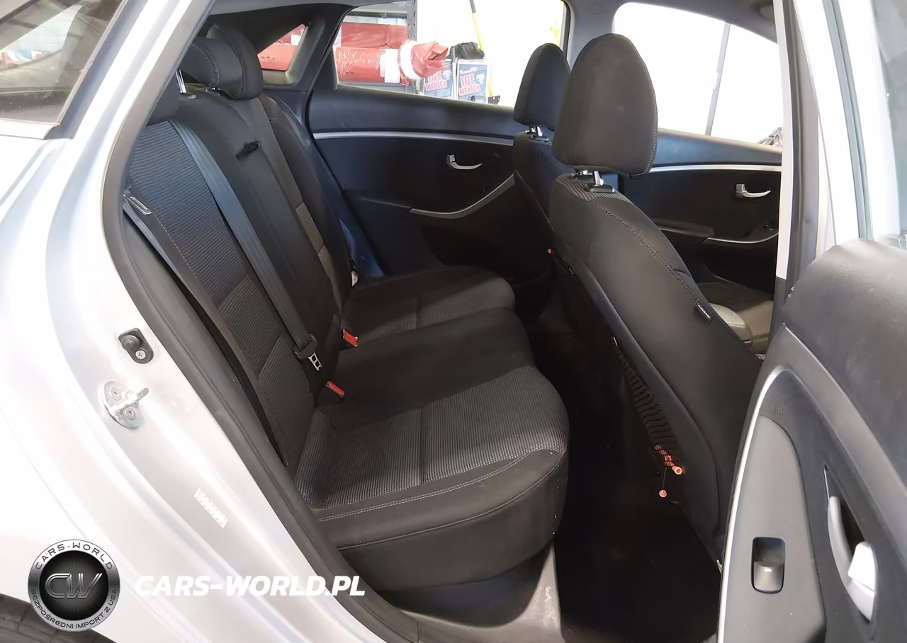 2017 Hyundai Elantra Gt VIN:KMHD35LHXHU377331 - 8