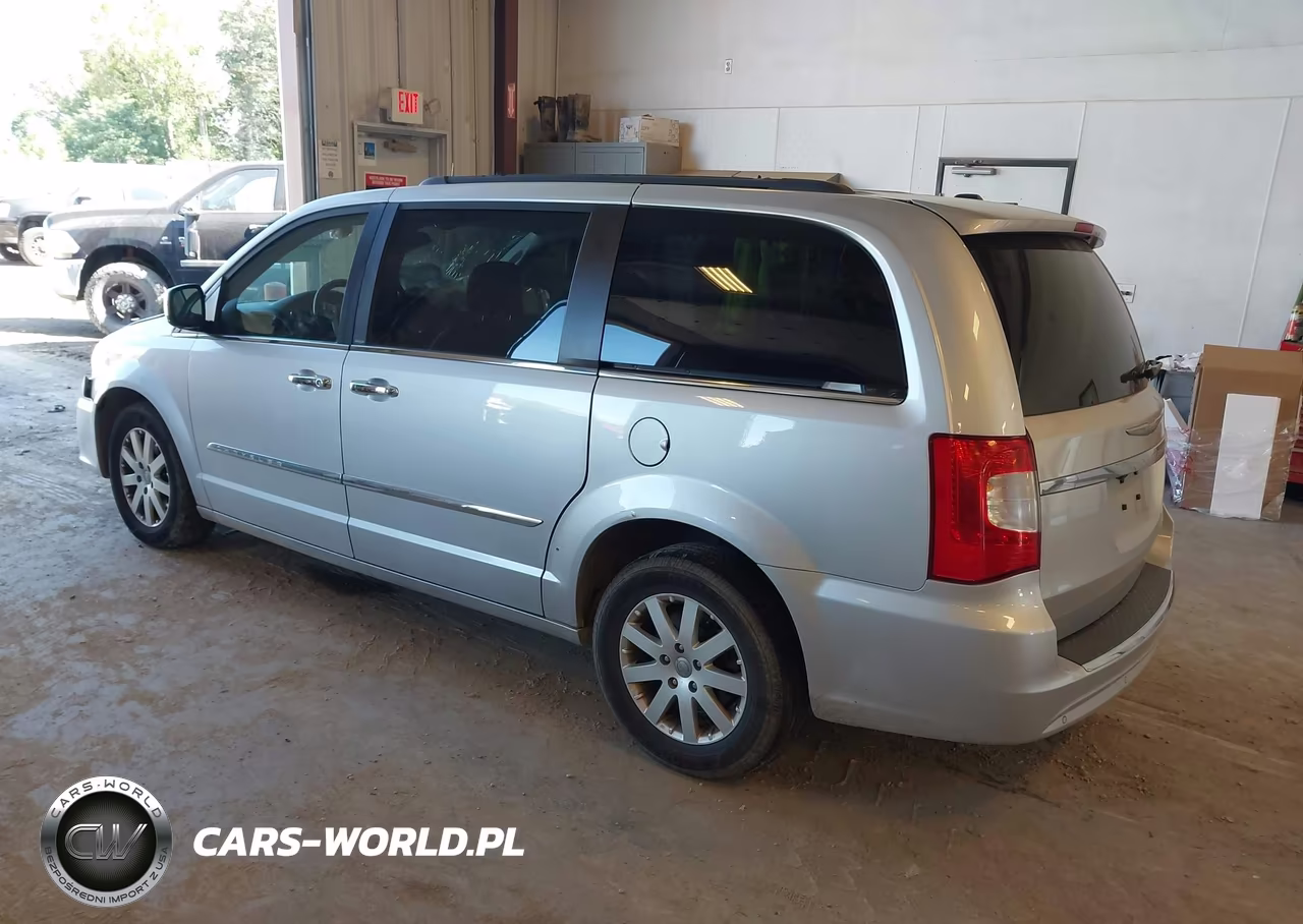 2012 Chrysler Town & Country Touring-L VIN:2C4RC1CG8CR119227 - 3