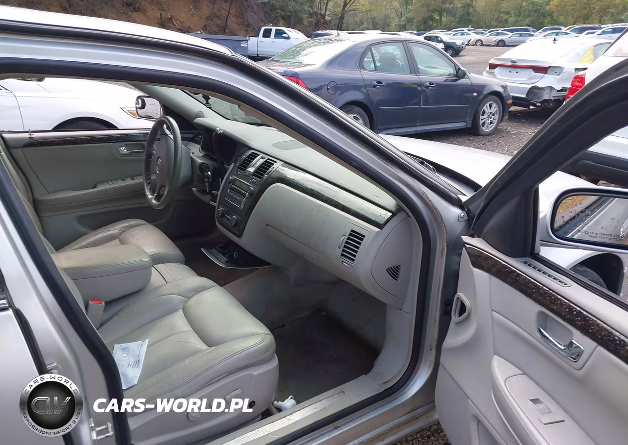 2011 Cadillac Dts Standard VIN:1G6KA5E61BU136071 - 5