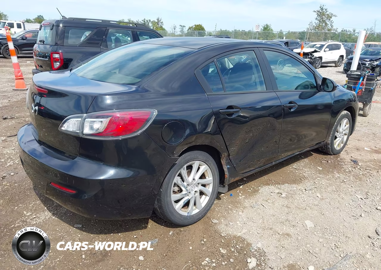 2012 Mazda Mazda3 I Touring VIN:JM1BL1V86C1663138 - 4