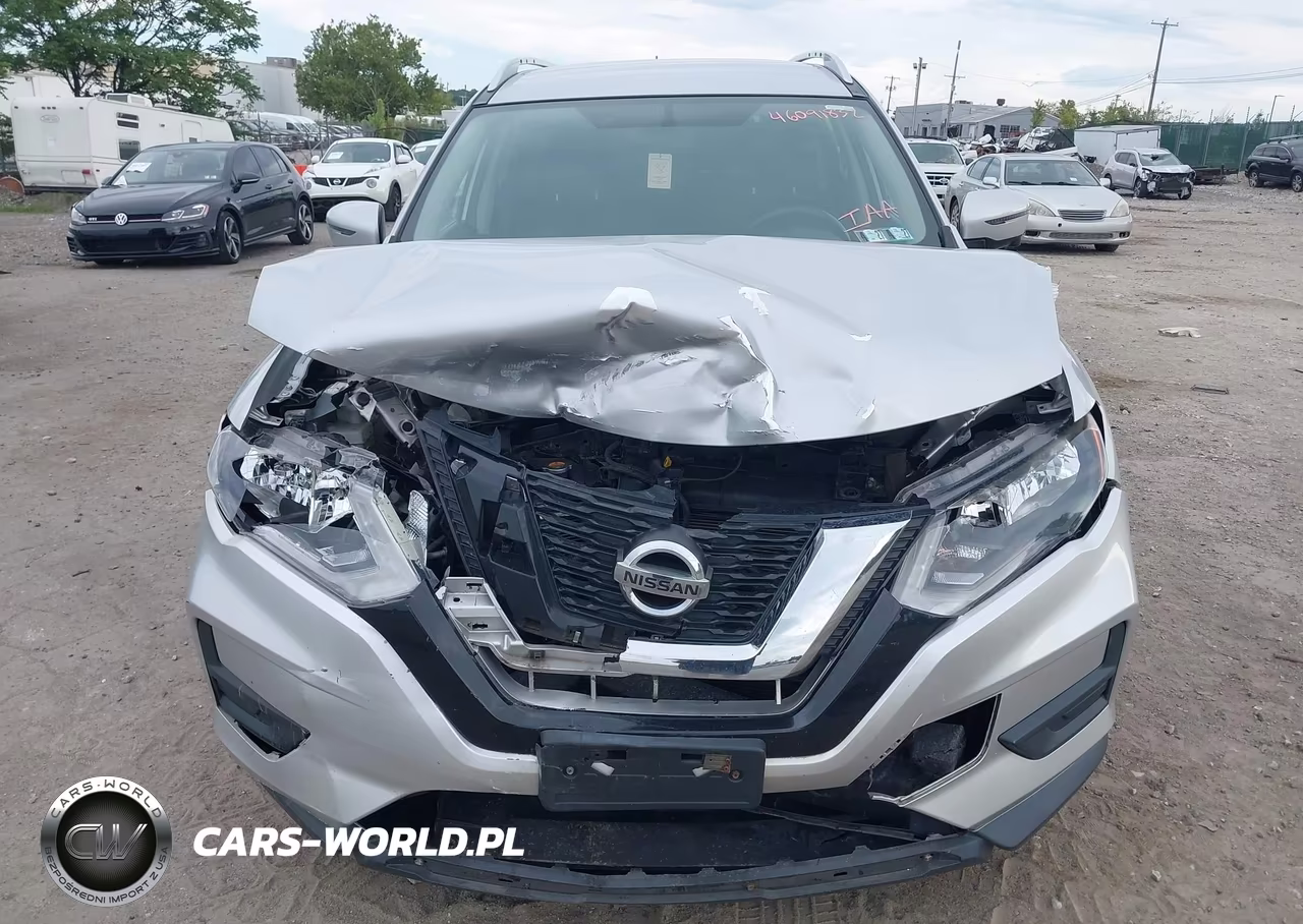 2017 Nissan Rogue S VIN:KNMAT2MV6HP555793 - 6
