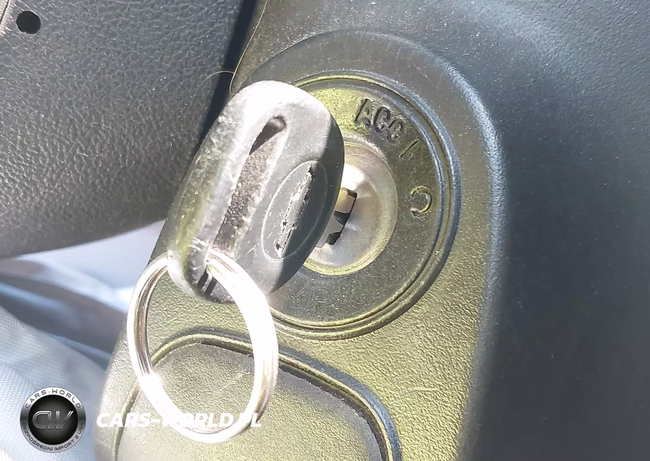2008 Chevrolet Equinox Lt VIN:2CNDL33F086287042 - 11