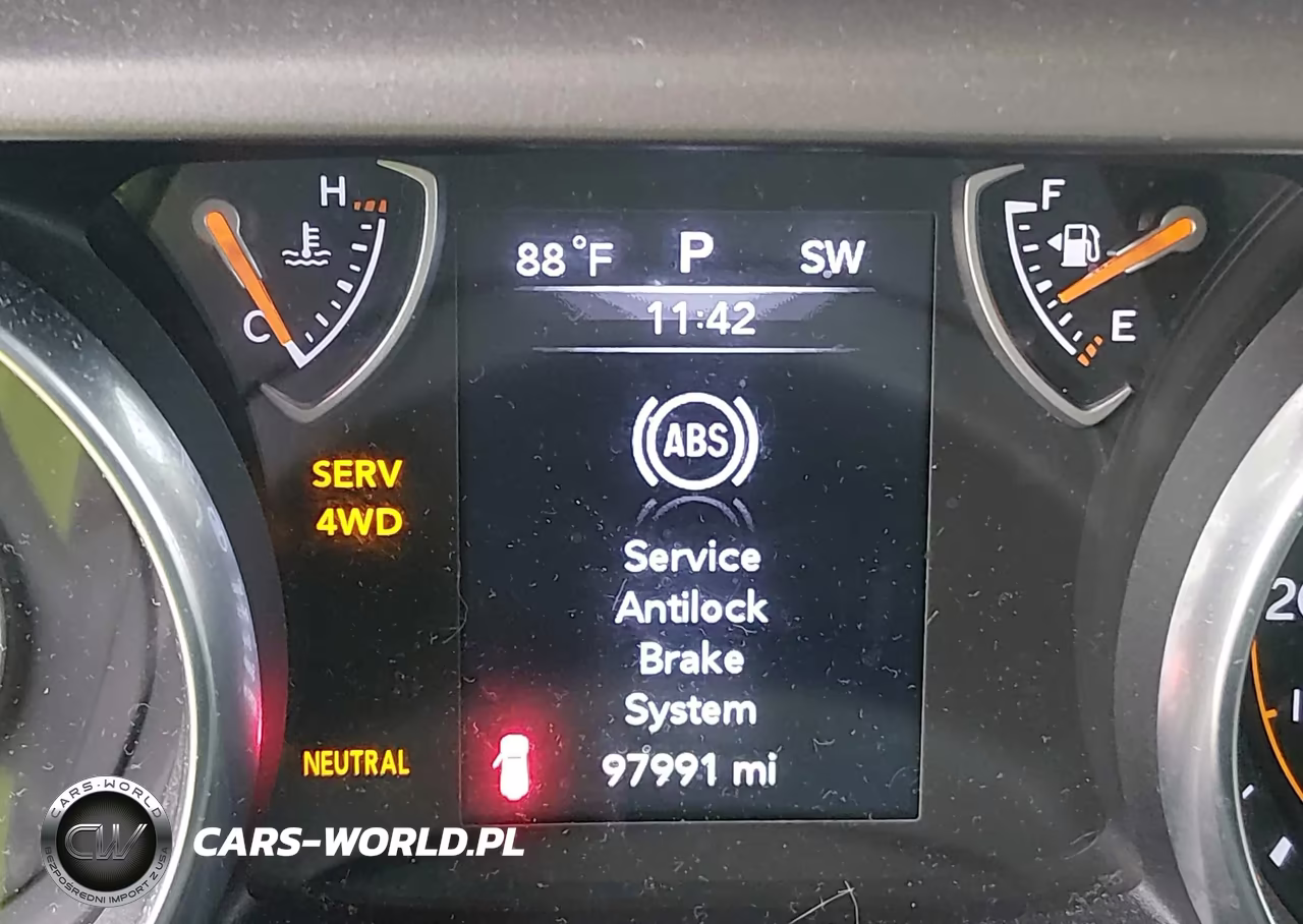 2018 Jeep Wrangler Unlimited Sport 4X4 VIN:1C4HJXDG5JW264605 - 15