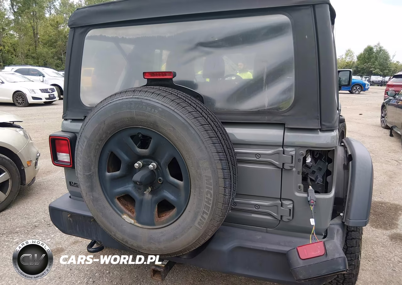 2018 Jeep Wrangler Unlimited Sport 4X4 VIN:1C4HJXDG5JW264605 - 16