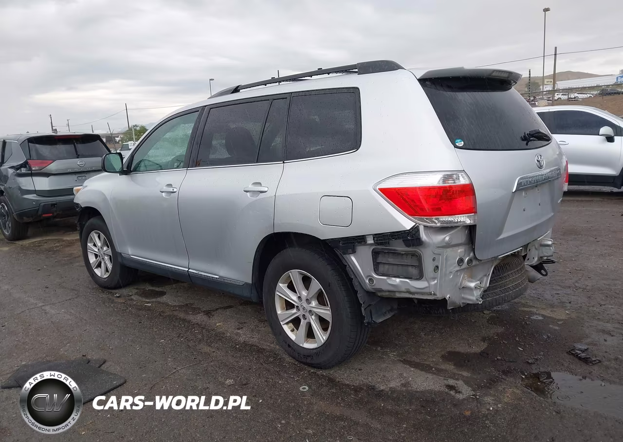 2011 Toyota Highlander Se V6 VIN:5TDBK3EH4BS073827 - 3