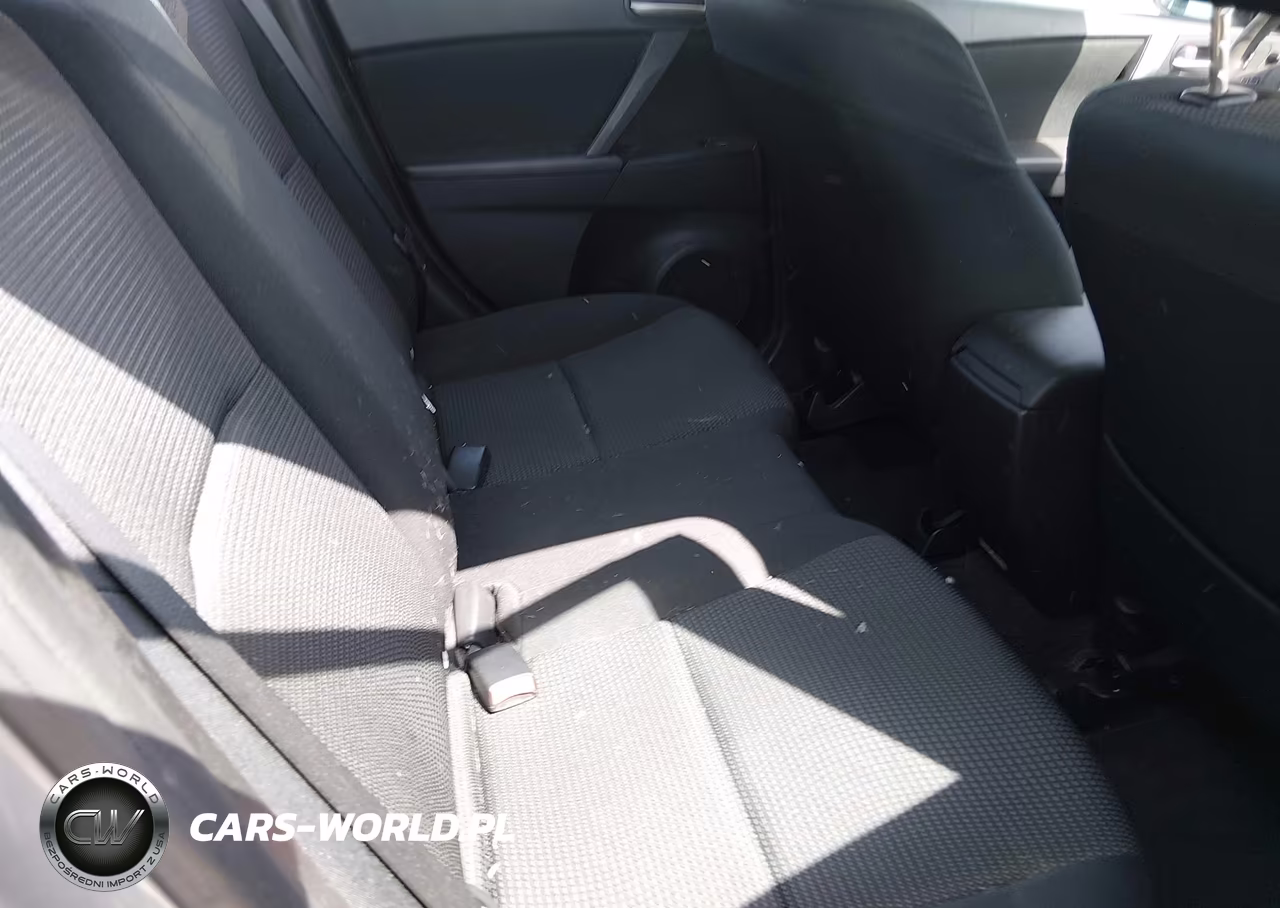 2012 Mazda Mazda3 I Sport VIN:JM1BL1UG3C1563717 - 8