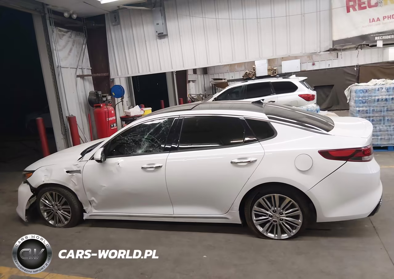 2018 Kia Optima Sx Turbo VIN:5XXGV4L25JG203678 - 14