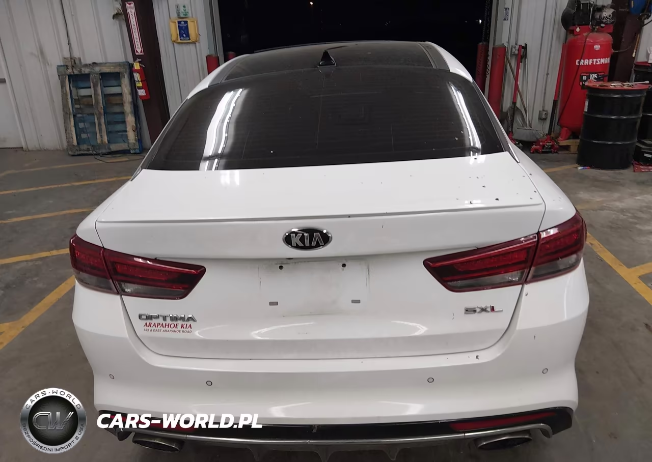 2018 Kia Optima Sx Turbo VIN:5XXGV4L25JG203678 - 16