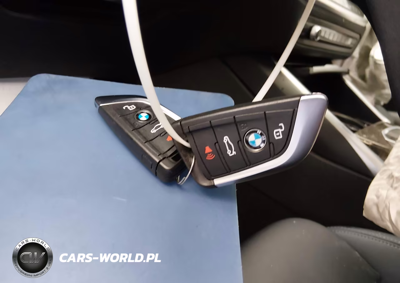 2022 BMW 330I VIN:3MW5R1J01N8C72955 - 11