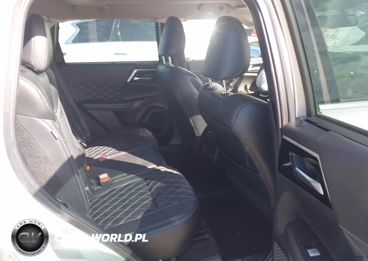 2023 Mitsubishi Outlander Phev Sel S-Awc VIN:JA4T5VA90PZ031449 - 8