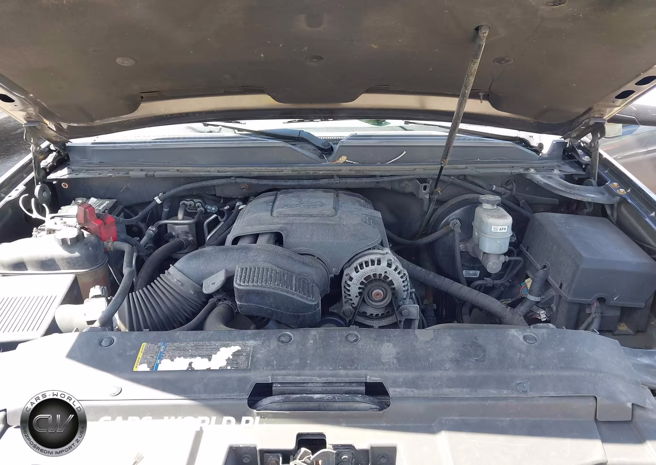 2010 Chevrolet Tahoe Ltz VIN:1GNUKCE05AR276748 - 10