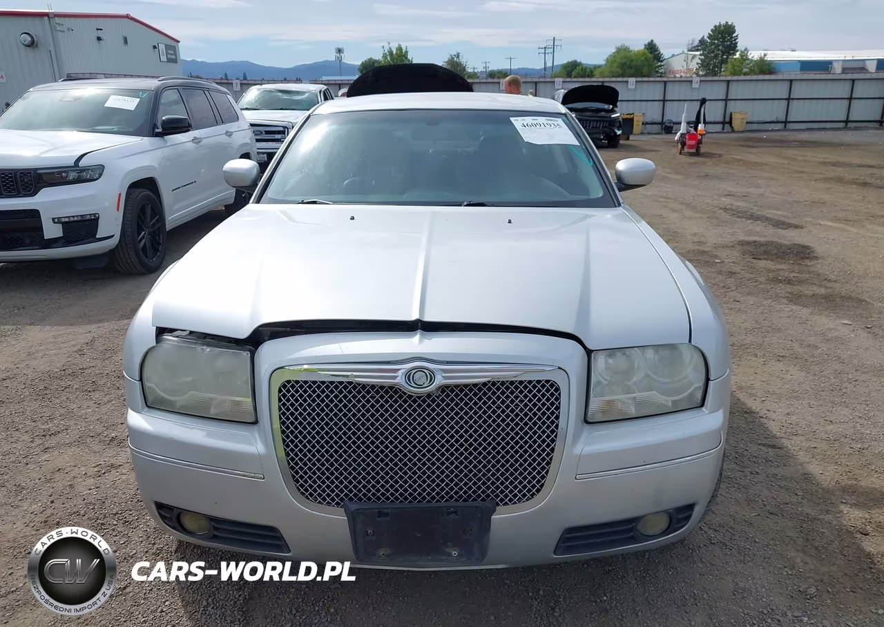 2009 Chrysler 300 Touring-Signature Series VIN:2C3KK53V99H586198 - 13