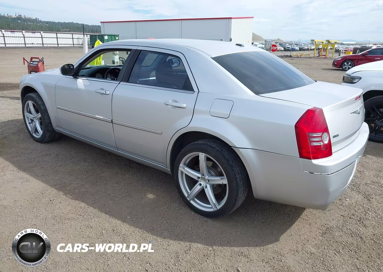 2009 Chrysler 300 Touring-Signature Series VIN:2C3KK53V99H586198 - 3