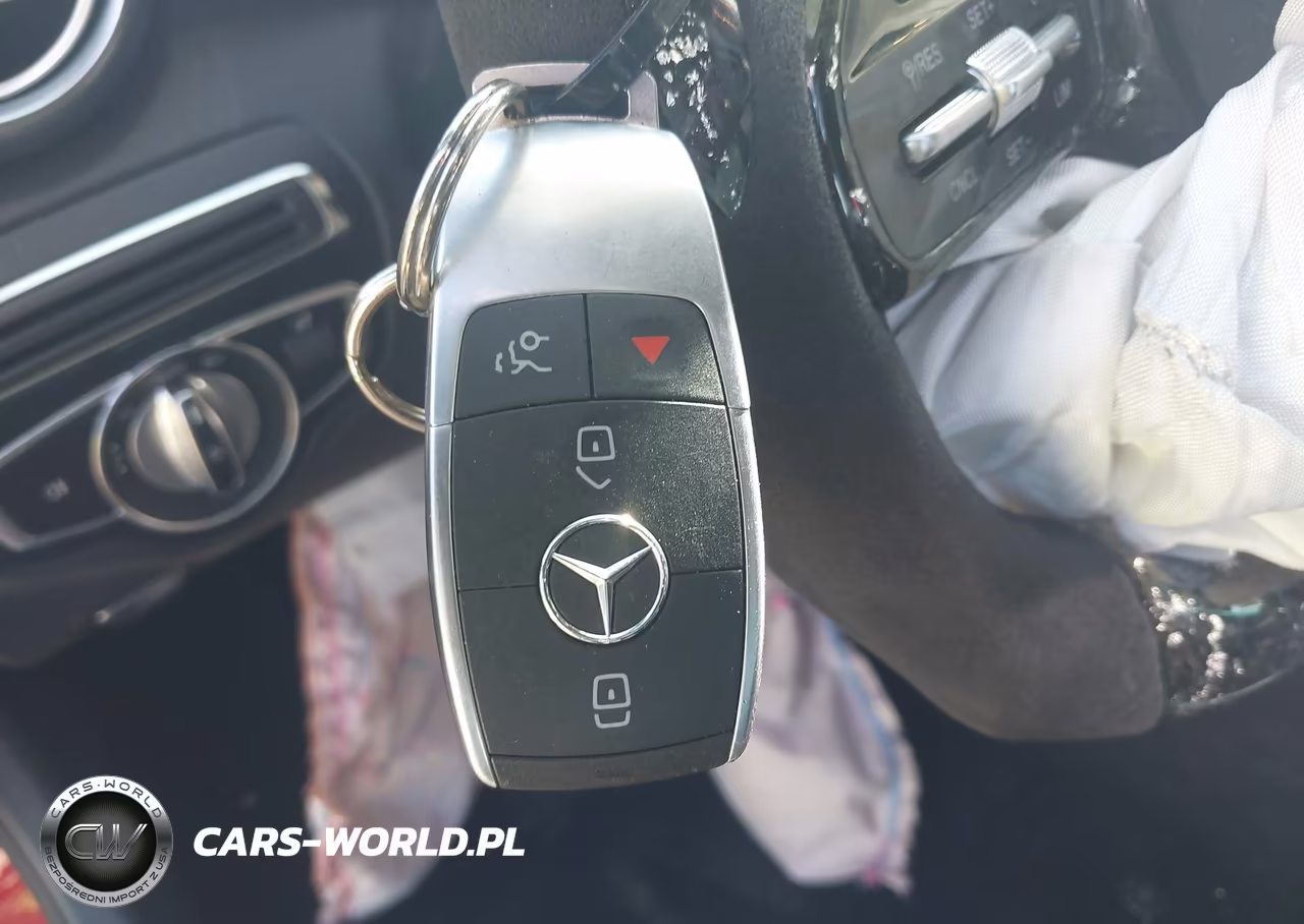 2019 Mercedes-Benz C 300 VIN:55SWF8DB9KU296920 - 11