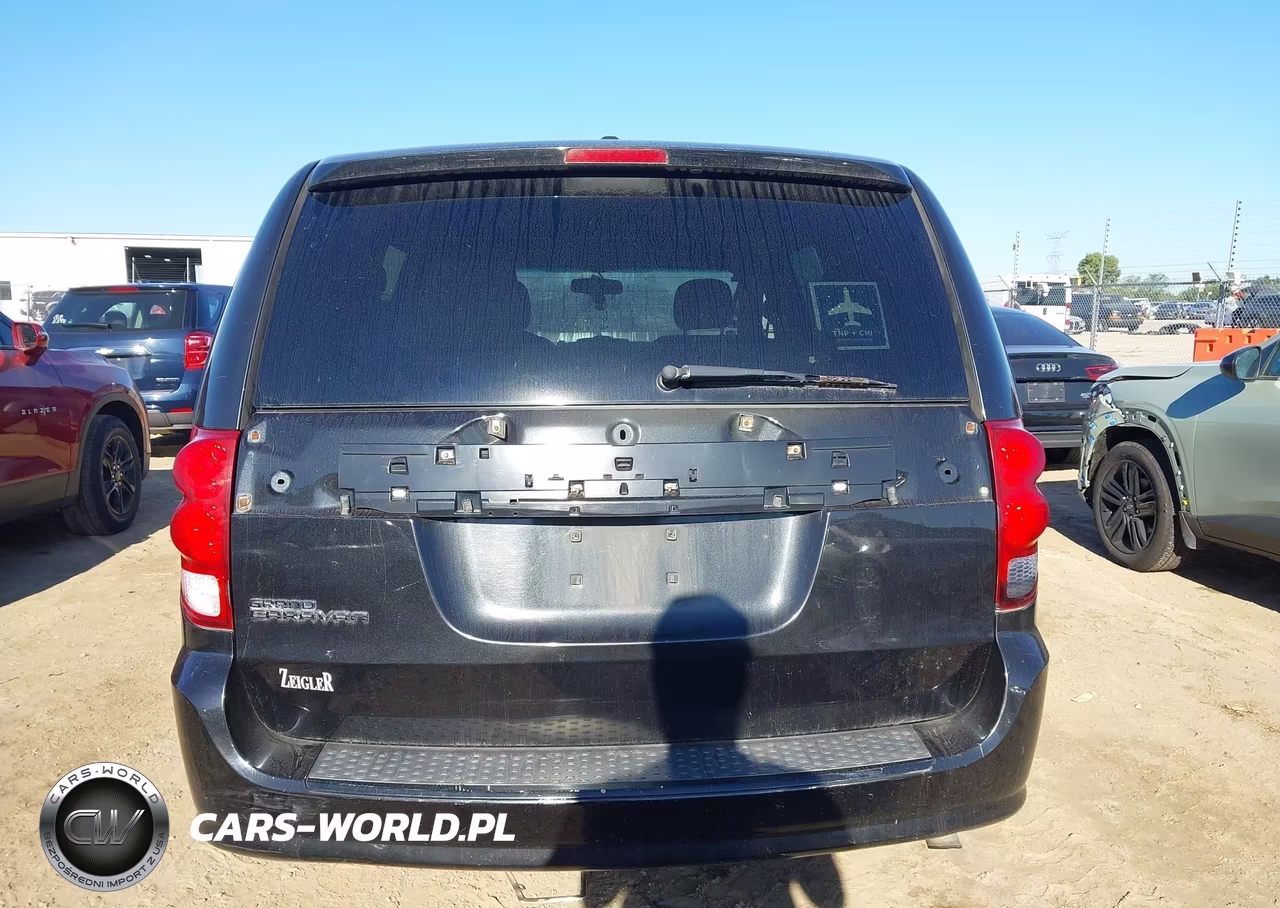 2017 Dodge Grand Caravan Se Plus VIN:2C4RDGBGXHR568272 - 16