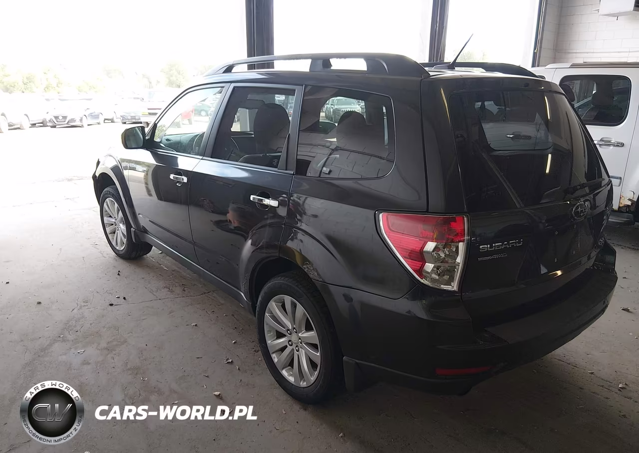 2011 Subaru Forester Limited VIN:JF2SHBEC5BH774086 - 3