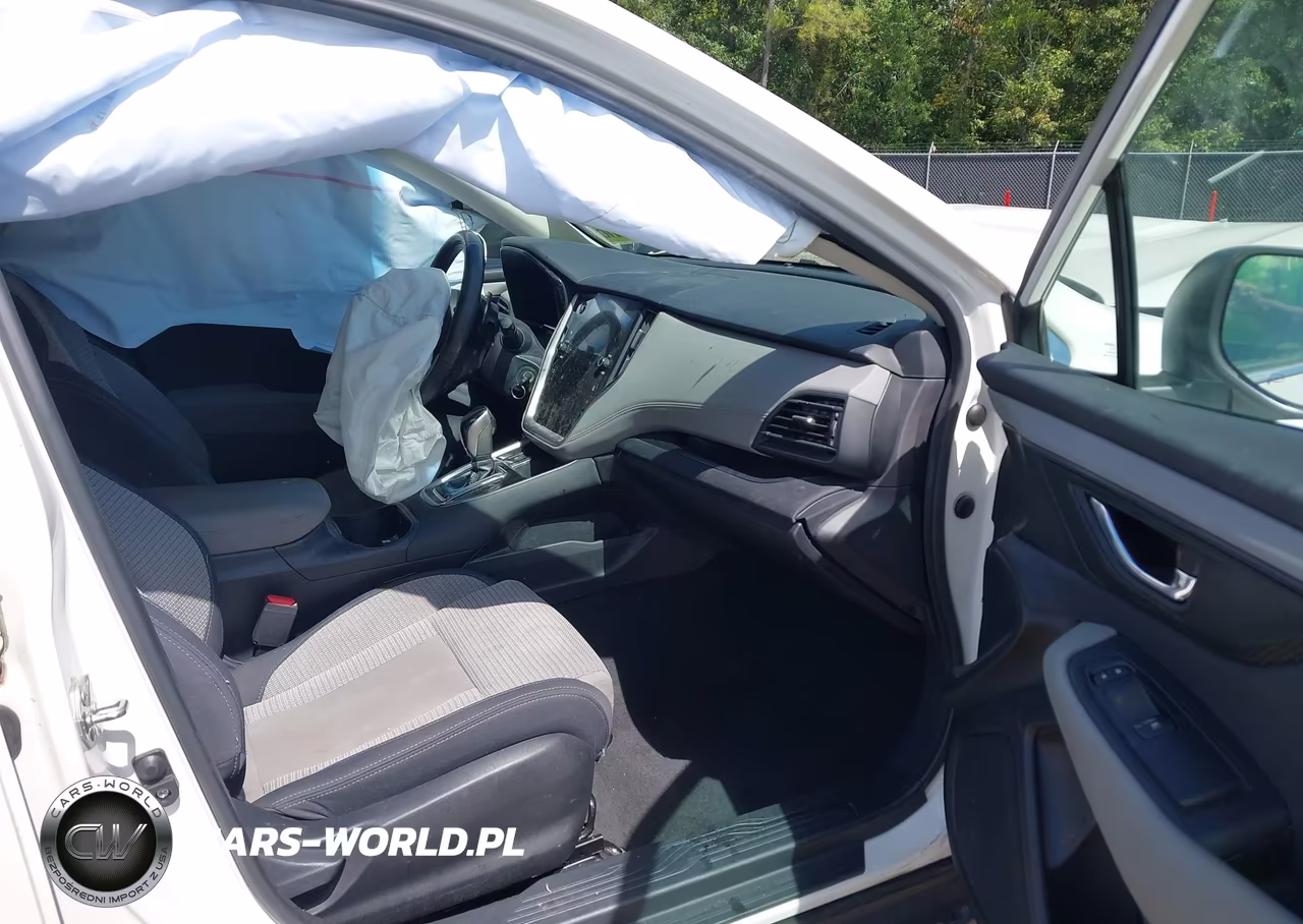 2020 Subaru Outback Premium VIN:4S4BTACC2L3246056 - 5