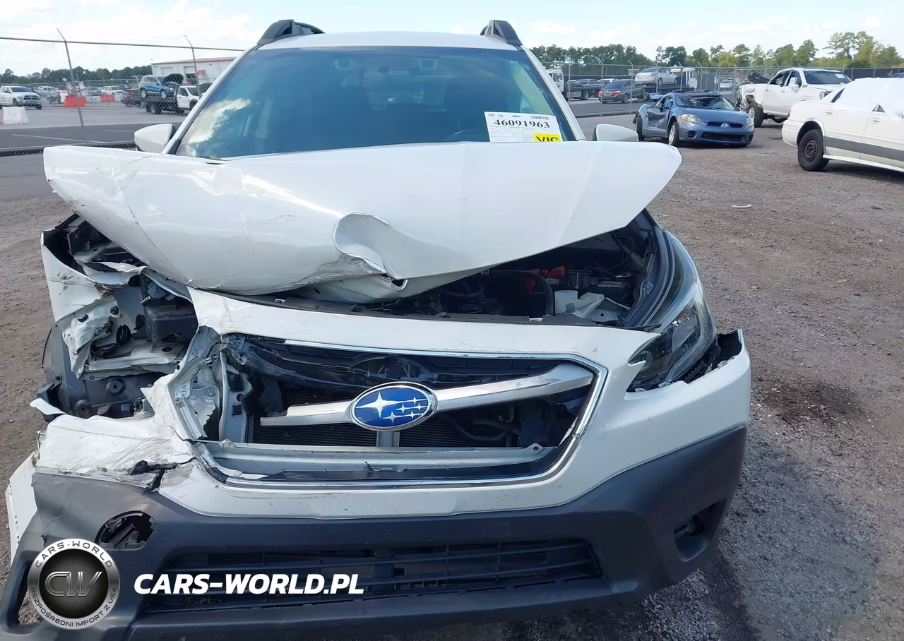 2020 Subaru Outback Premium VIN:4S4BTACC2L3246056 - 6