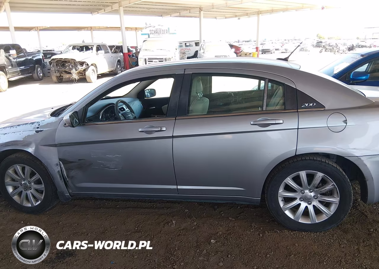 2013 Chrysler 200 Touring VIN:1C3CCBBB4DN510203 - 14