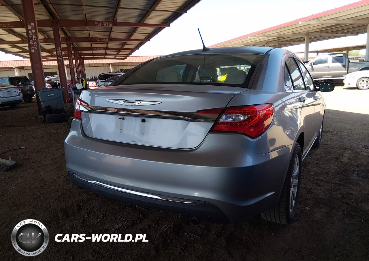 2013 Chrysler 200 Touring VIN:1C3CCBBB4DN510203 - 4