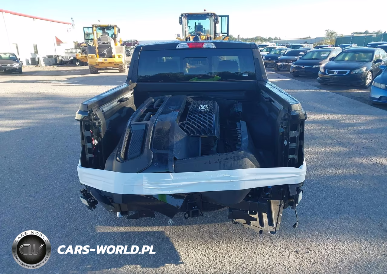 2025 Ford Maverick Lariat VIN:3FTTW8SA6SRB44087 - 17