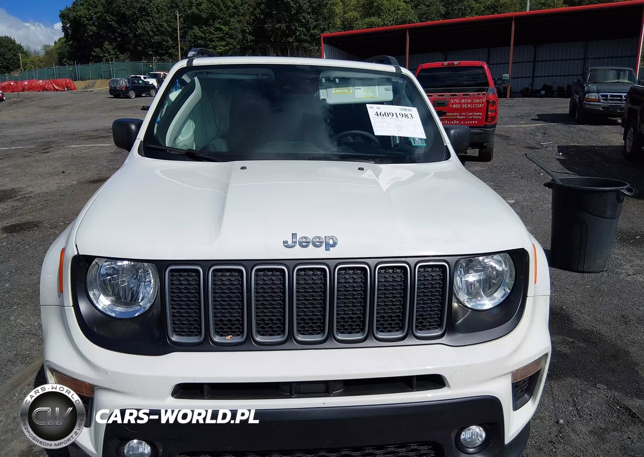 2023 Jeep Renegade Latitude 4X4 VIN:ZACNJDB15PPP58899 - 12