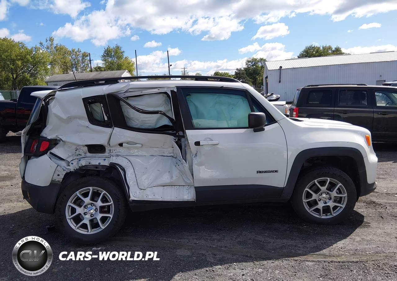 2023 Jeep Renegade Latitude 4X4 VIN:ZACNJDB15PPP58899 - 13
