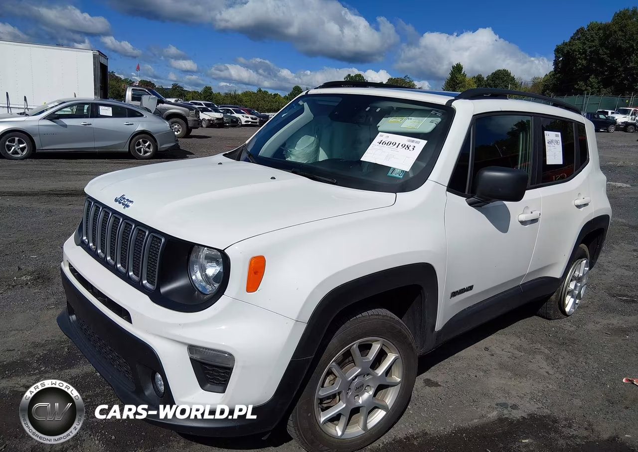 2023 Jeep Renegade Latitude 4X4 VIN:ZACNJDB15PPP58899 - 2