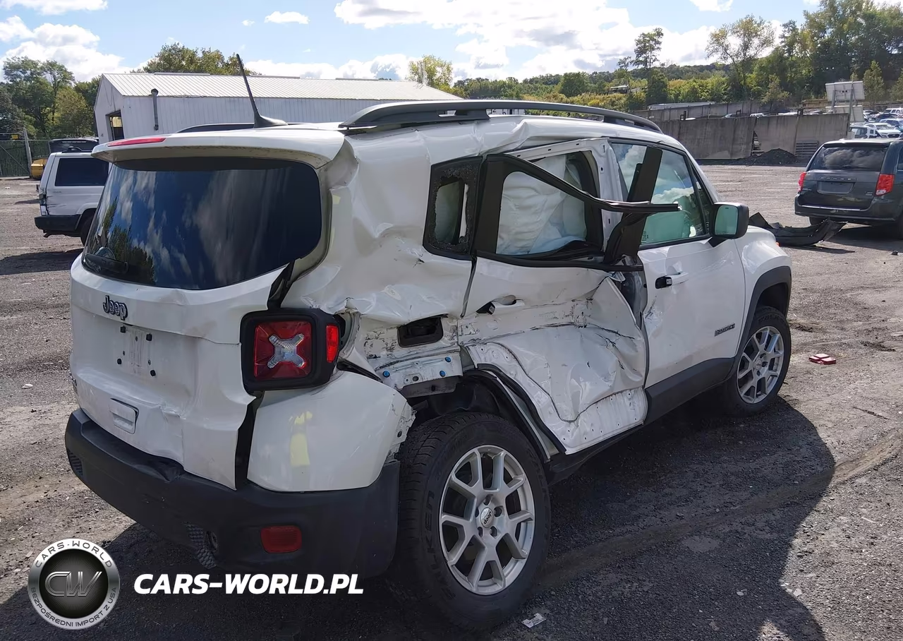2023 Jeep Renegade Latitude 4X4 VIN:ZACNJDB15PPP58899 - 4
