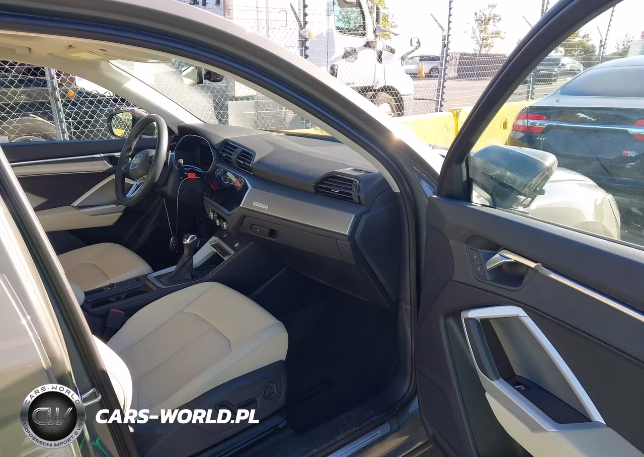 2023 Audi Q3 Premium Plus 45 Tfsi S Line Quattro Tiptronic VIN:WA1EECF36P1067761 - 5