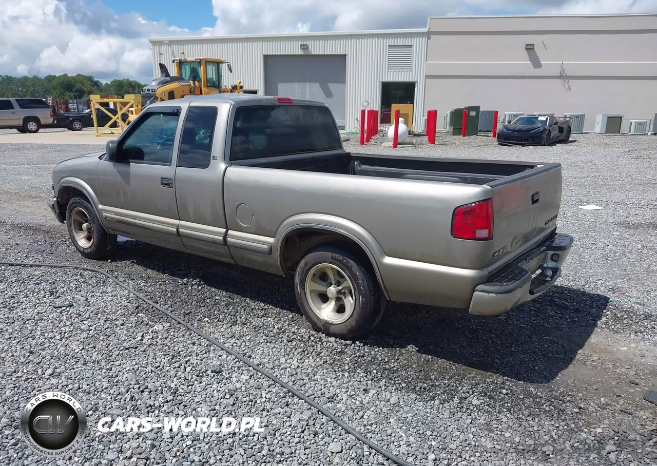 2000 Chevrolet S-10 Ls VIN:1GCCS1956Y8241523 - 3