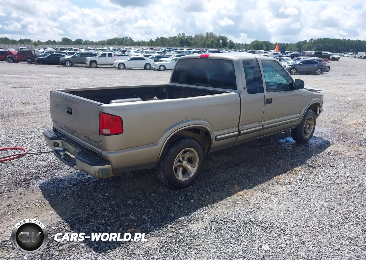 2000 Chevrolet S-10 Ls VIN:1GCCS1956Y8241523 - 4
